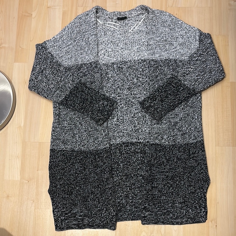 Ann Taylor Factory Gray Colorblock Sweater